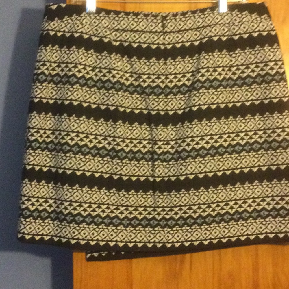 Loft faux wrap mini skirt - Picture 2 of 2
